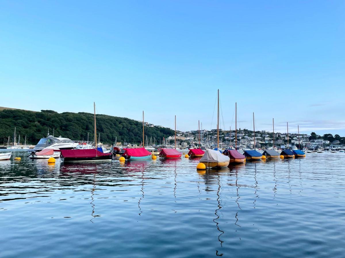 Fowey River Views Bagian luar foto