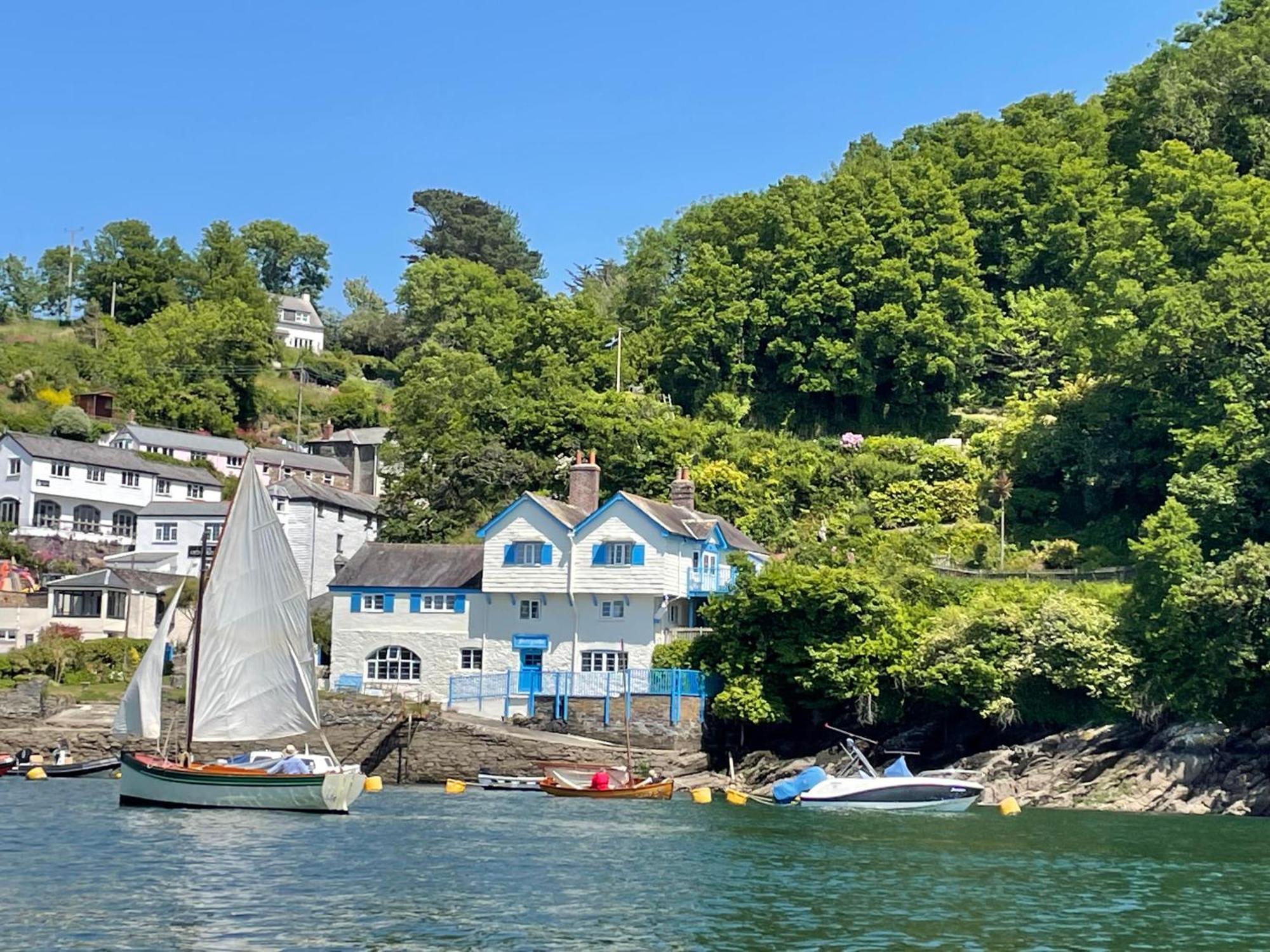 Fowey River Views Bagian luar foto
