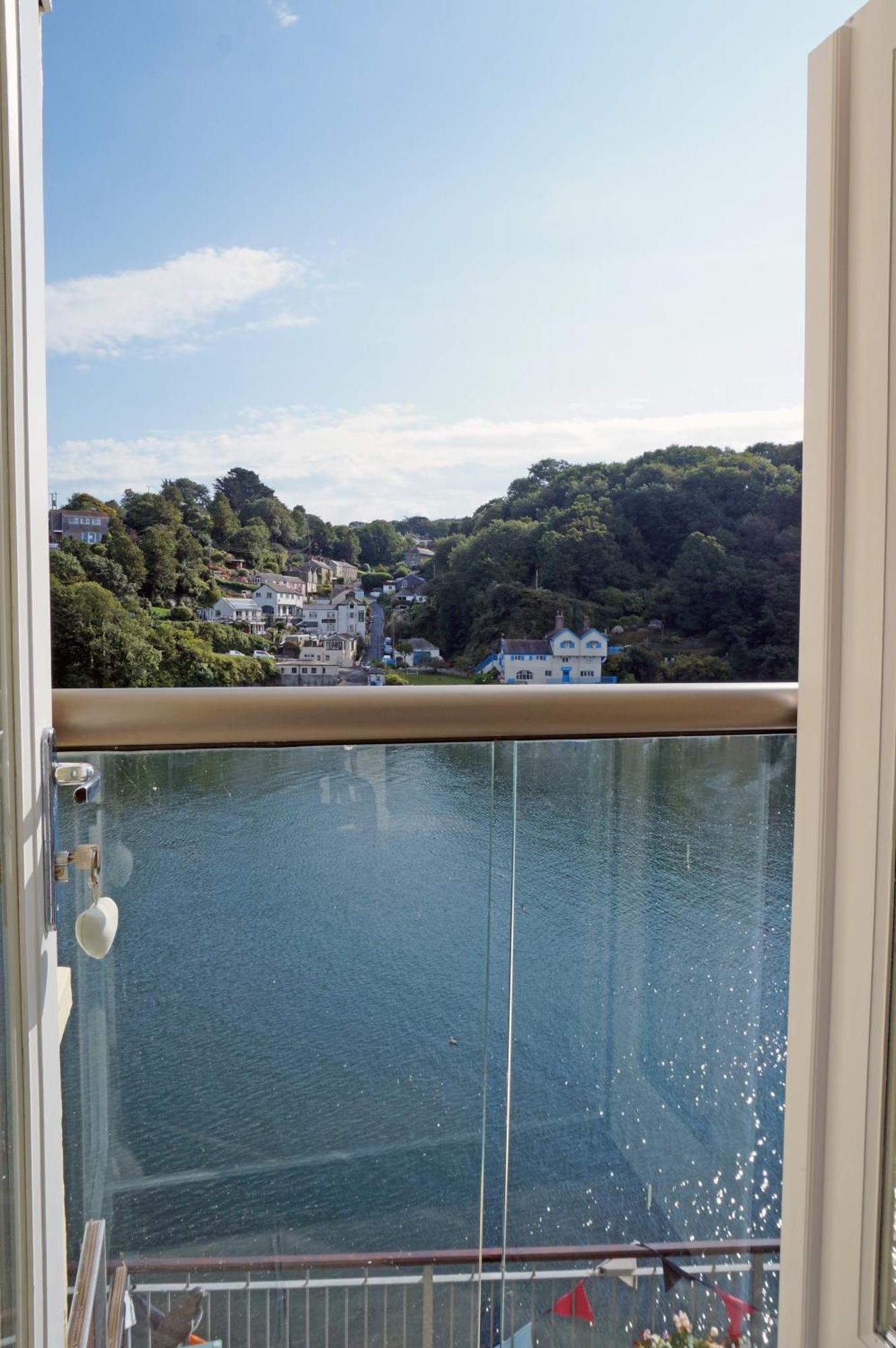 Fowey River Views Bagian luar foto